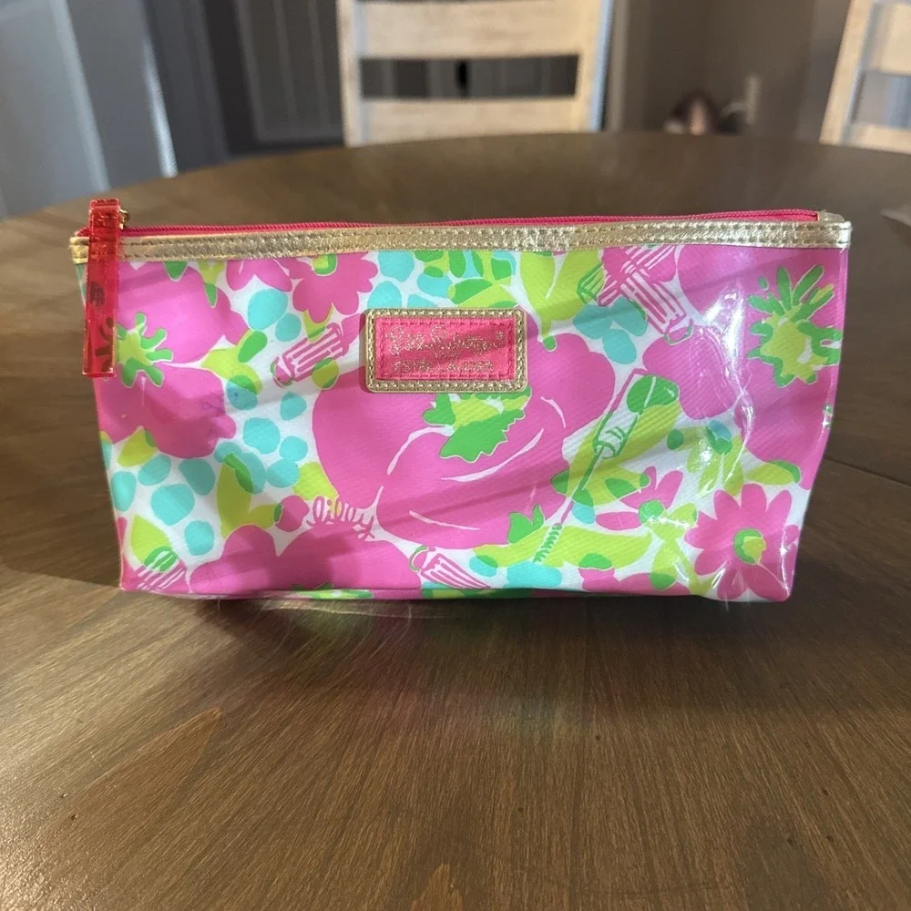 Lilly Pulitzer Estee Lauder Pink Floral Plastic Makeup Bag Zipper Travel Pouch